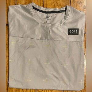 EUC GORE Men’s Trail KPR Daily Shirt, size large, grey with pattern